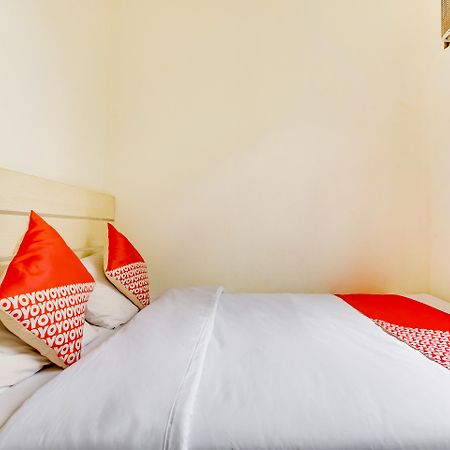 Reddoorz @ Hotel Arimbi Dewi Sartika Baru Бандунг Екстериор снимка