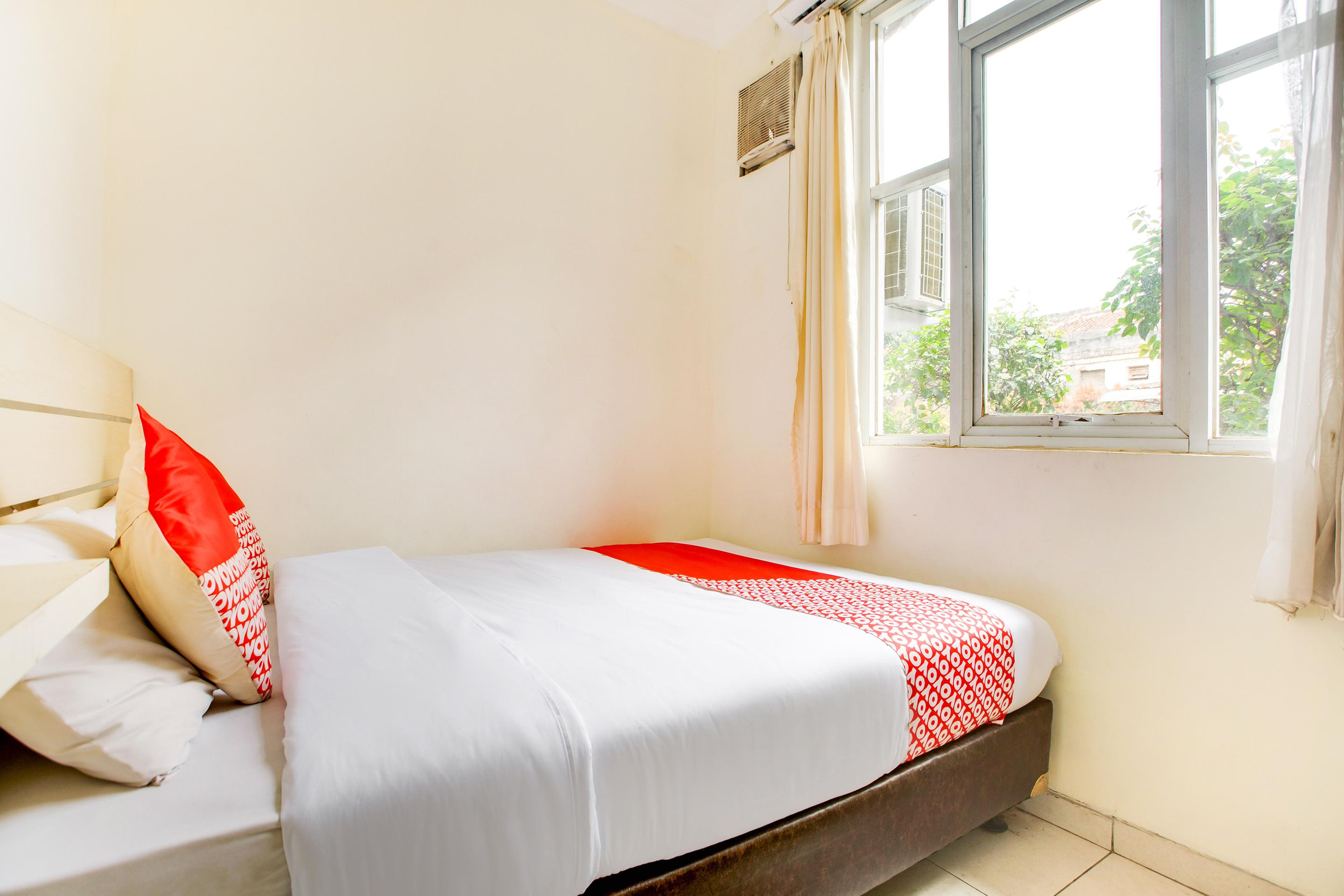 Reddoorz @ Hotel Arimbi Dewi Sartika Baru Бандунг Екстериор снимка