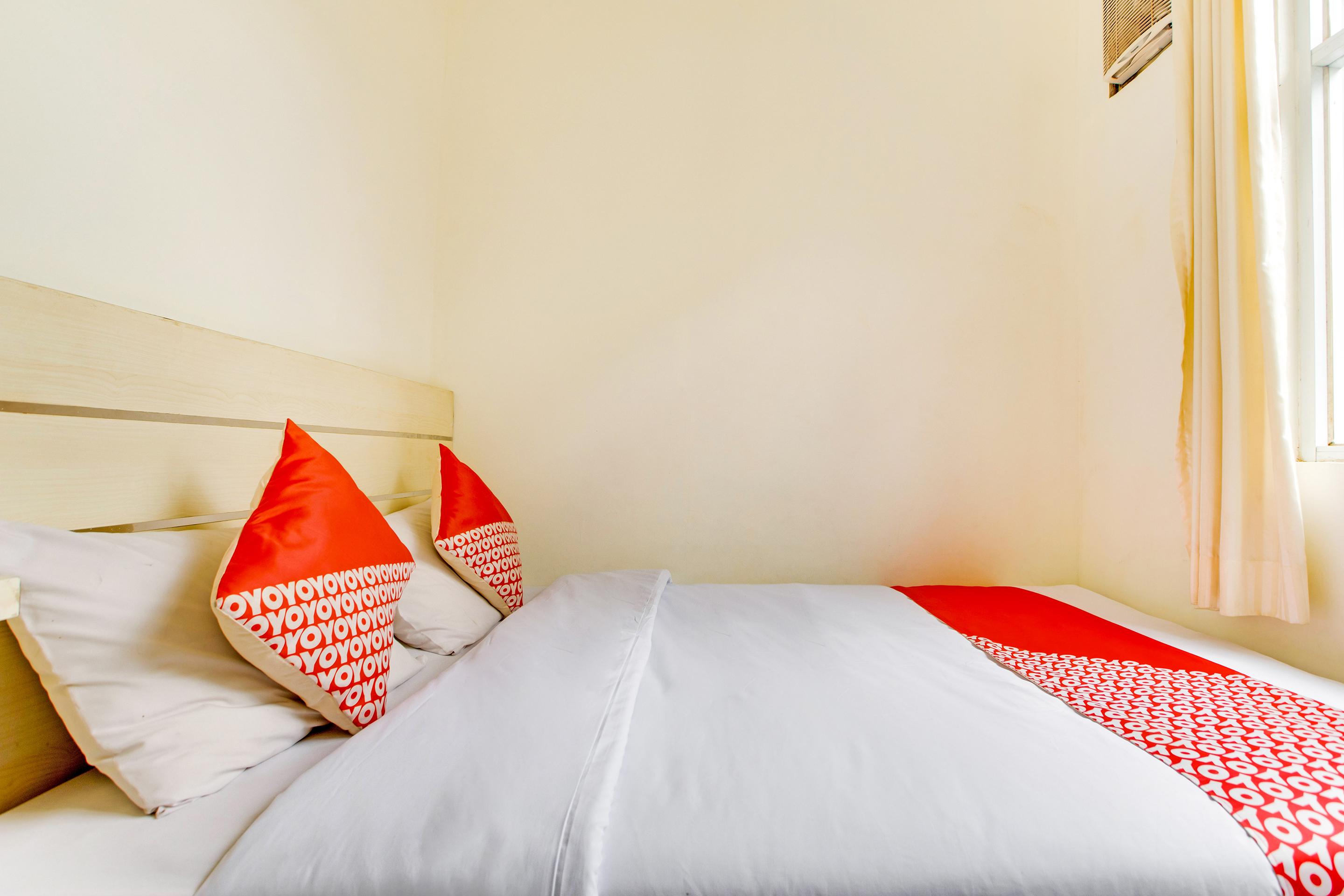 Reddoorz @ Hotel Arimbi Dewi Sartika Baru Бандунг Екстериор снимка