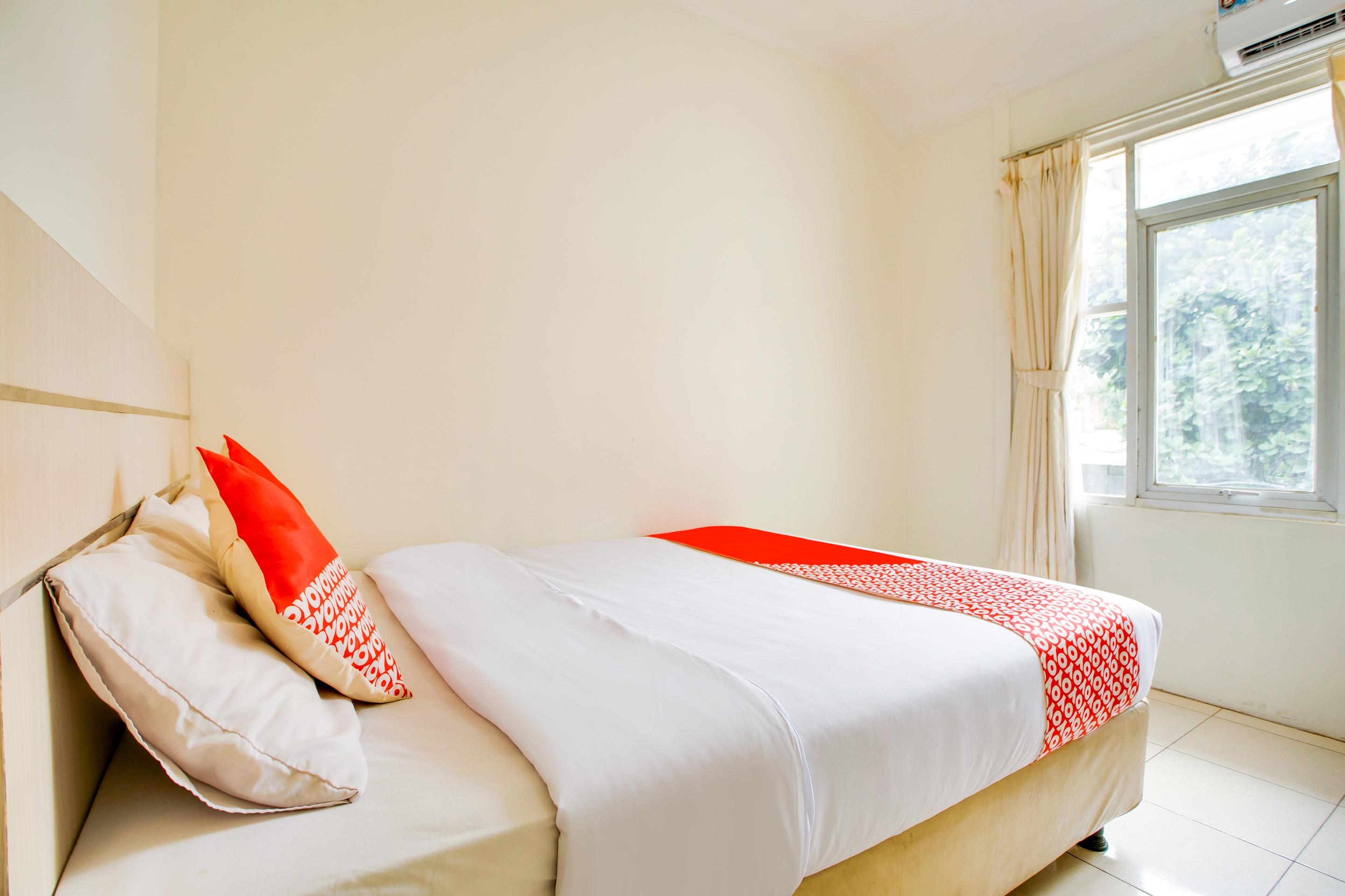 Reddoorz @ Hotel Arimbi Dewi Sartika Baru Бандунг Екстериор снимка