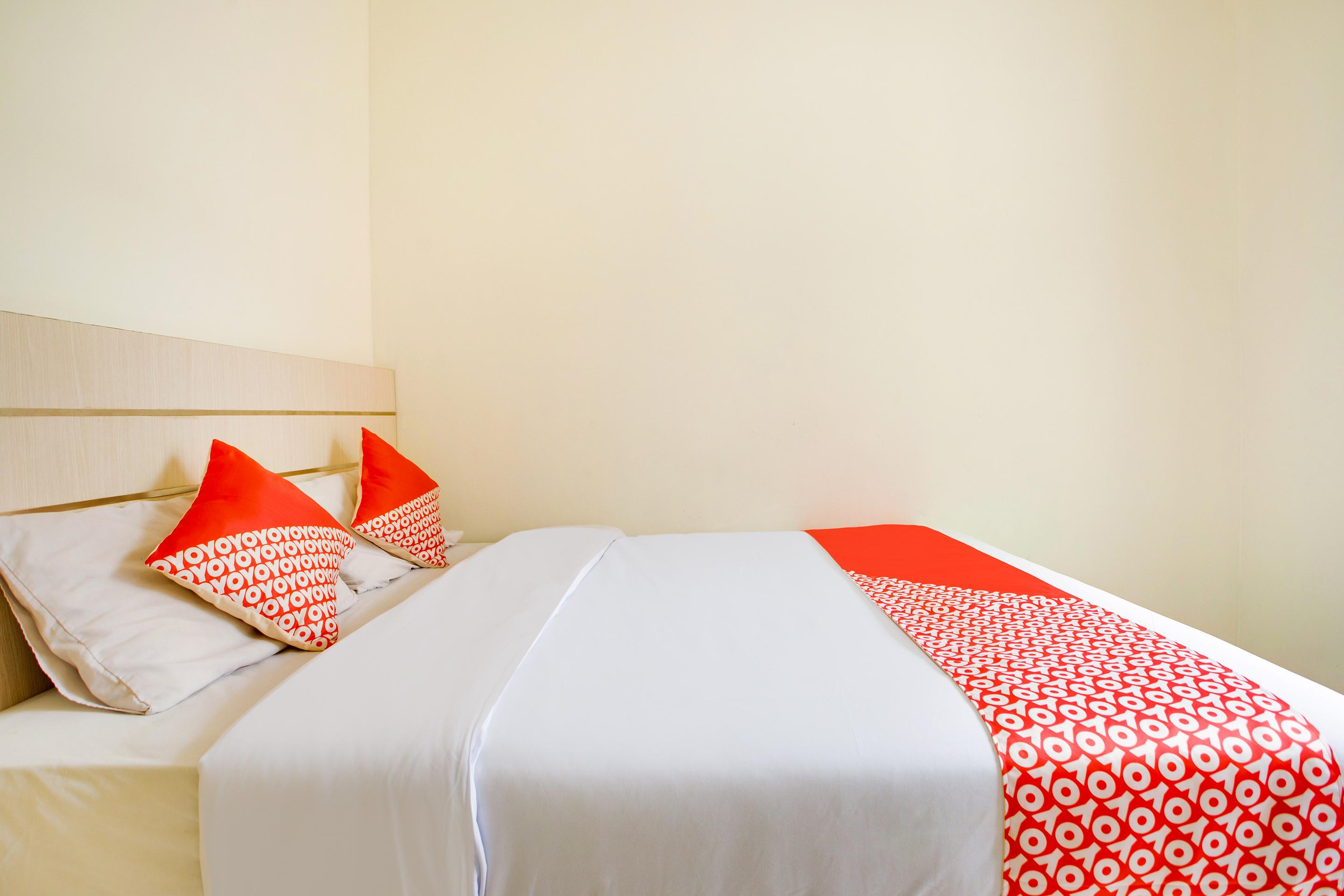 Reddoorz @ Hotel Arimbi Dewi Sartika Baru Бандунг Екстериор снимка
