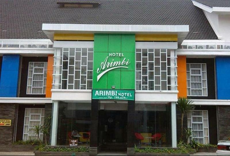 Reddoorz @ Hotel Arimbi Dewi Sartika Baru Бандунг Екстериор снимка