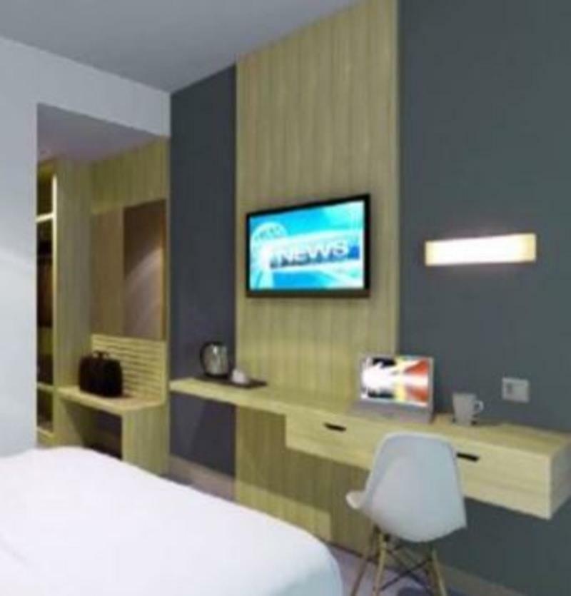 Reddoorz @ Hotel Arimbi Dewi Sartika Baru Бандунг Екстериор снимка